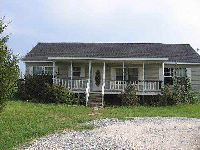 2nd image of 411 Arch Helms Rd