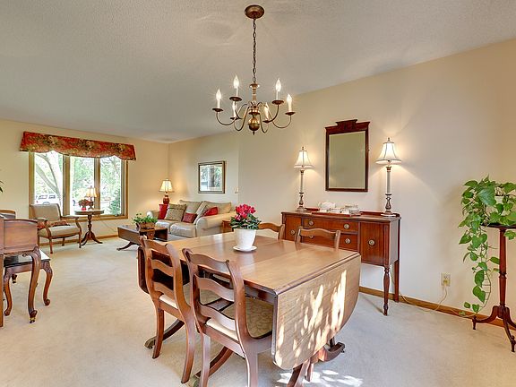 3rd image of 6040 Jonquil Ln N