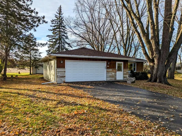1733 Waukesha ROAD, Caledonia, WI 53108
