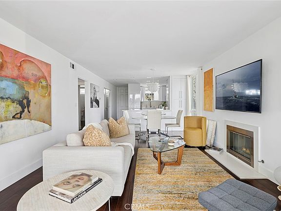 5th image of 775 Avocado Ave
