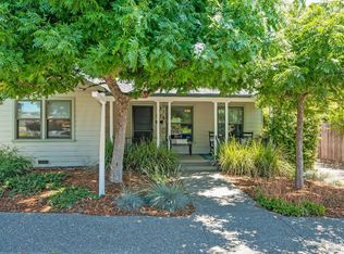 824 Center St, Healdsburg, CA 95448