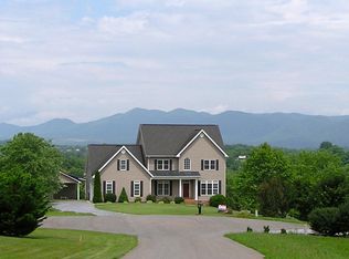 90 Meadow Heights Ln, Lexington, VA 24450