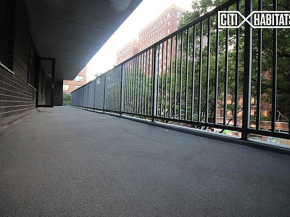 4th image of 175 W 90th St APT 3D