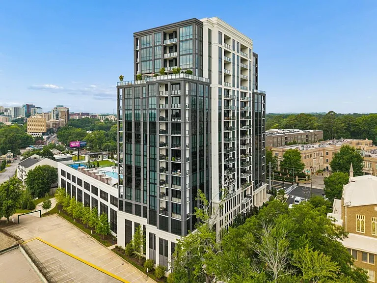 2425 Peachtree Rd NE #607 — Photo 45