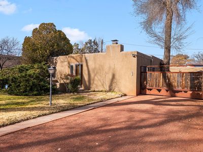 501 Laguna Blvd SW, Albuquerque, NM, 87104