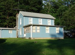 4136 Orleans Rd, Great Cacapon, WV 25422