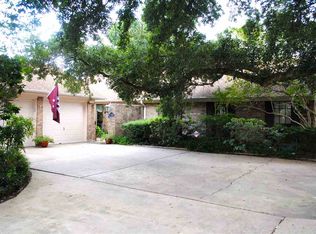 6840 Hialeah Dr, Beaumont, TX 77706