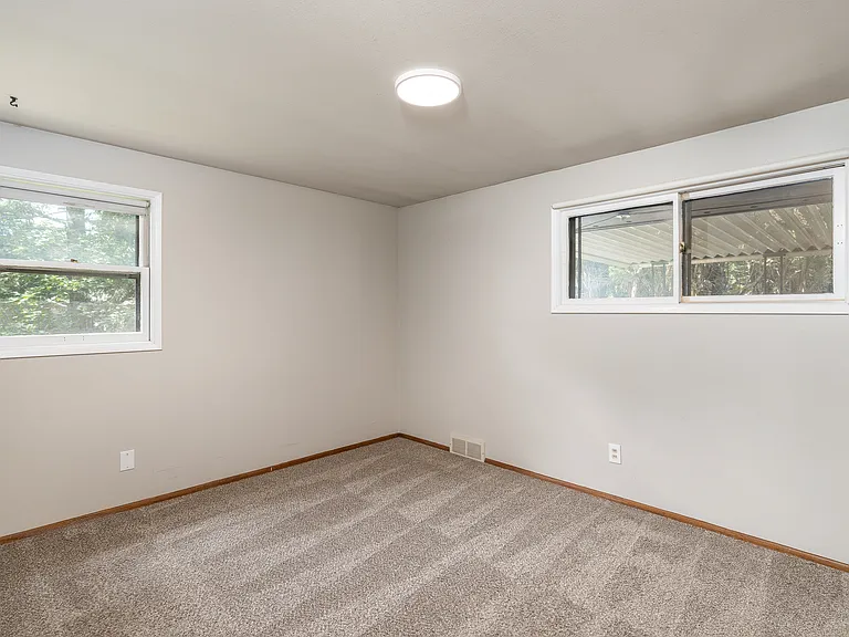 3011 W Dalke Ave — Photo 17