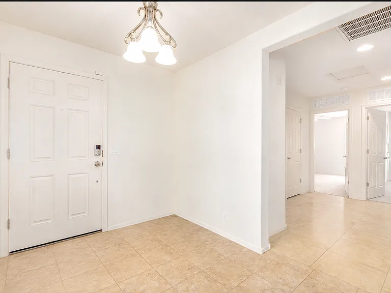 260 N Norman Way — Photo 13