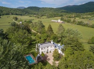 61 Deerfield Dr, Sperryville, VA 22740