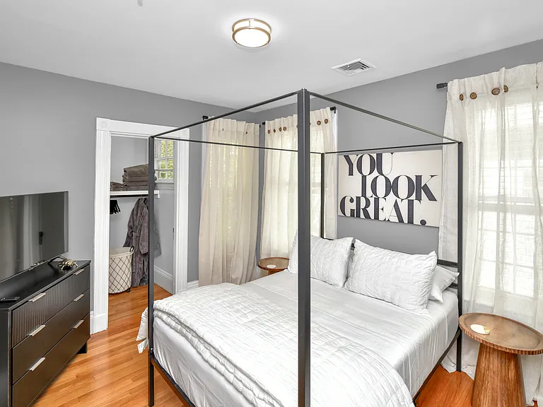 10 Pierce Ave #2 — Photo 27