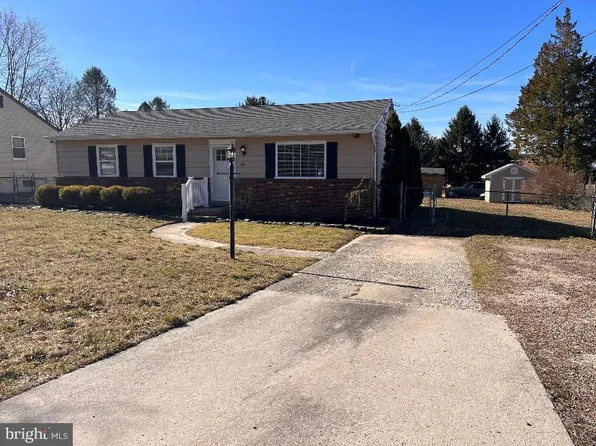 696 N 1st Rd, Hammonton, NJ 08037