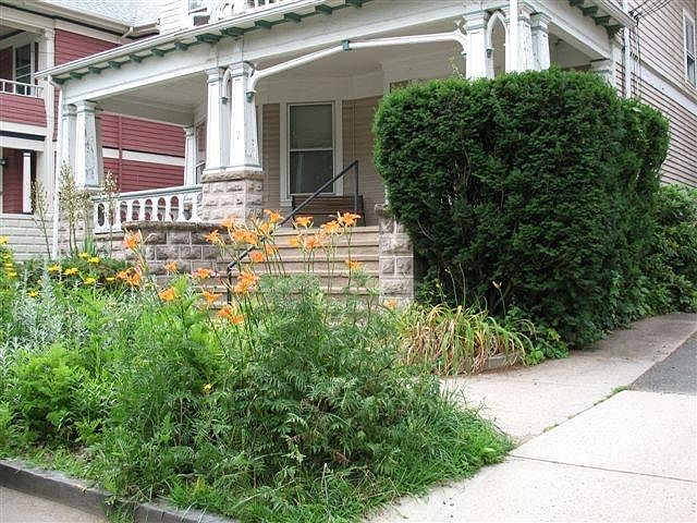 Entrance at 111 Canner st.
