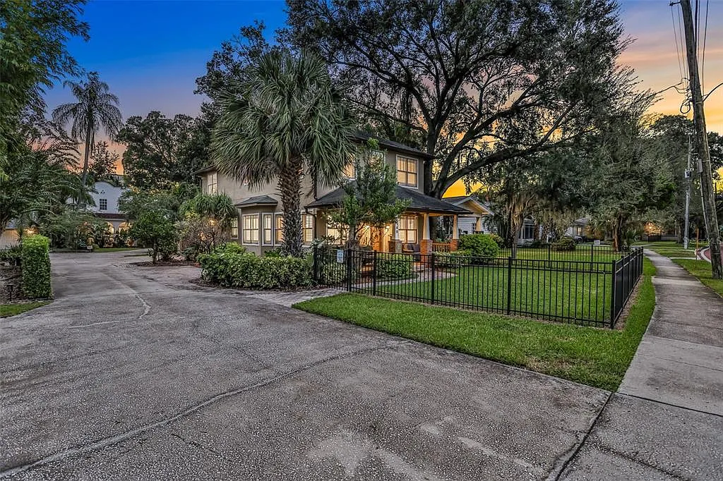 4 bed, 2.5 bath, 2274 sqft, $3,495 — Photo 3