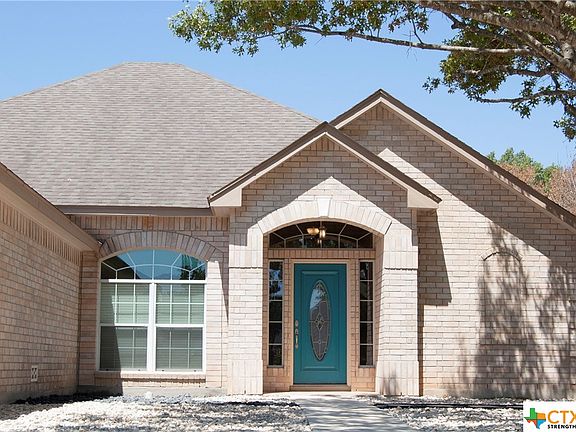 2nd image of 1795 Oakmont Cir
