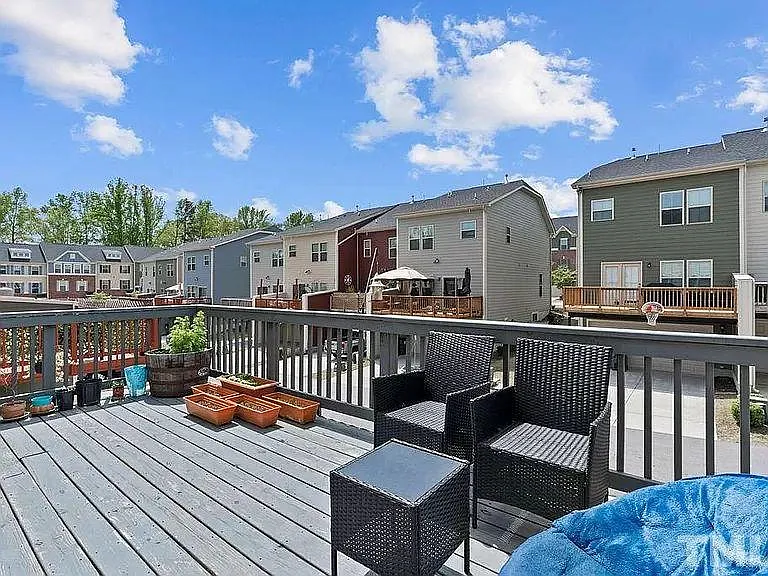 1030 Brownsmith Dr - 1030 Brownsmith Dr — Photo 4