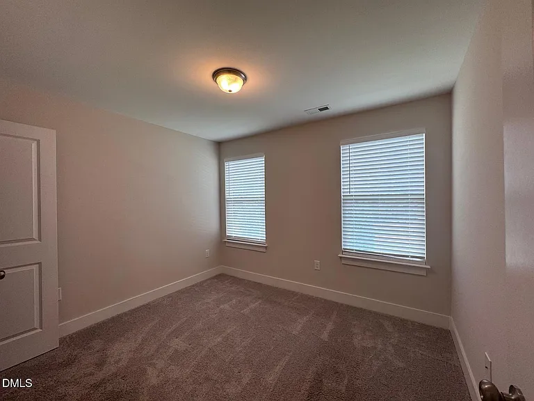 836 Pryor St — Photo 24