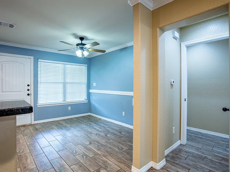 731 Dominik Dr — Photo 5