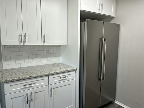 5th image of 6011 Fortune Pl #6011