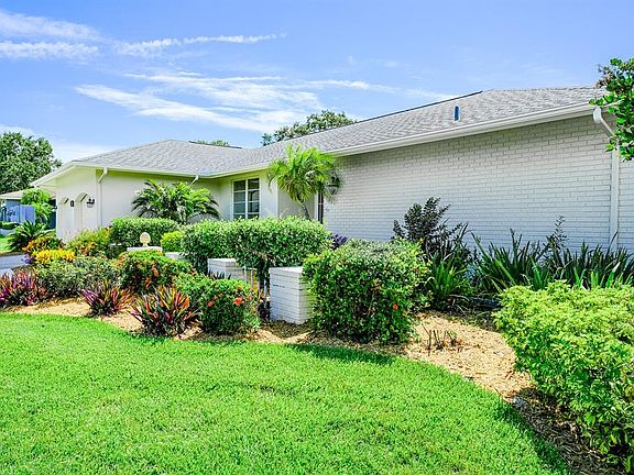 5th image of 2878 Glen Hollow Dr