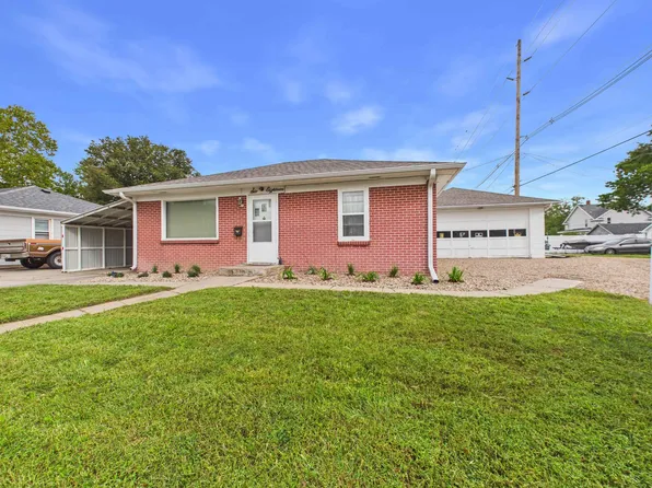 618 E 1st St, Minden, NE 68959