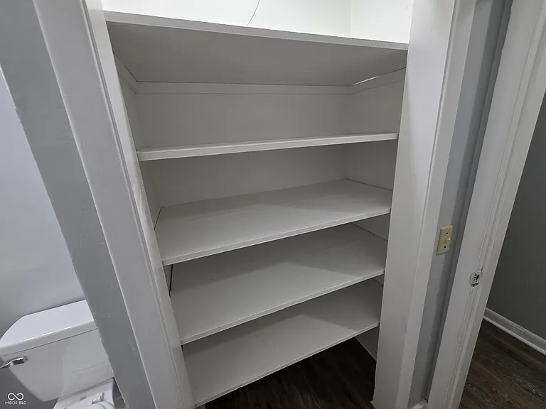 2036 Calhoun St — Photo 9