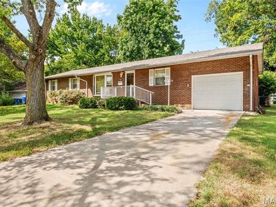 714 W Sherman St, Bethalto, IL, 62010
