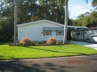 2909 Myakka River Rd, Tavares, FL 32778