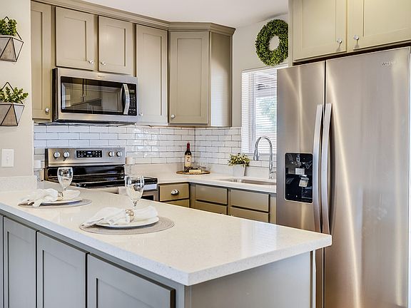 3rd image of 1500 S Kay Cir