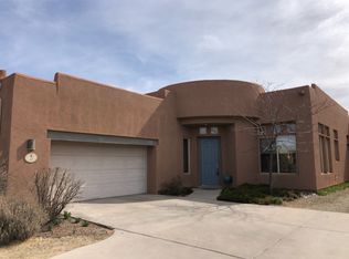10 Well Tank Rd, Santa Fe, NM 87508