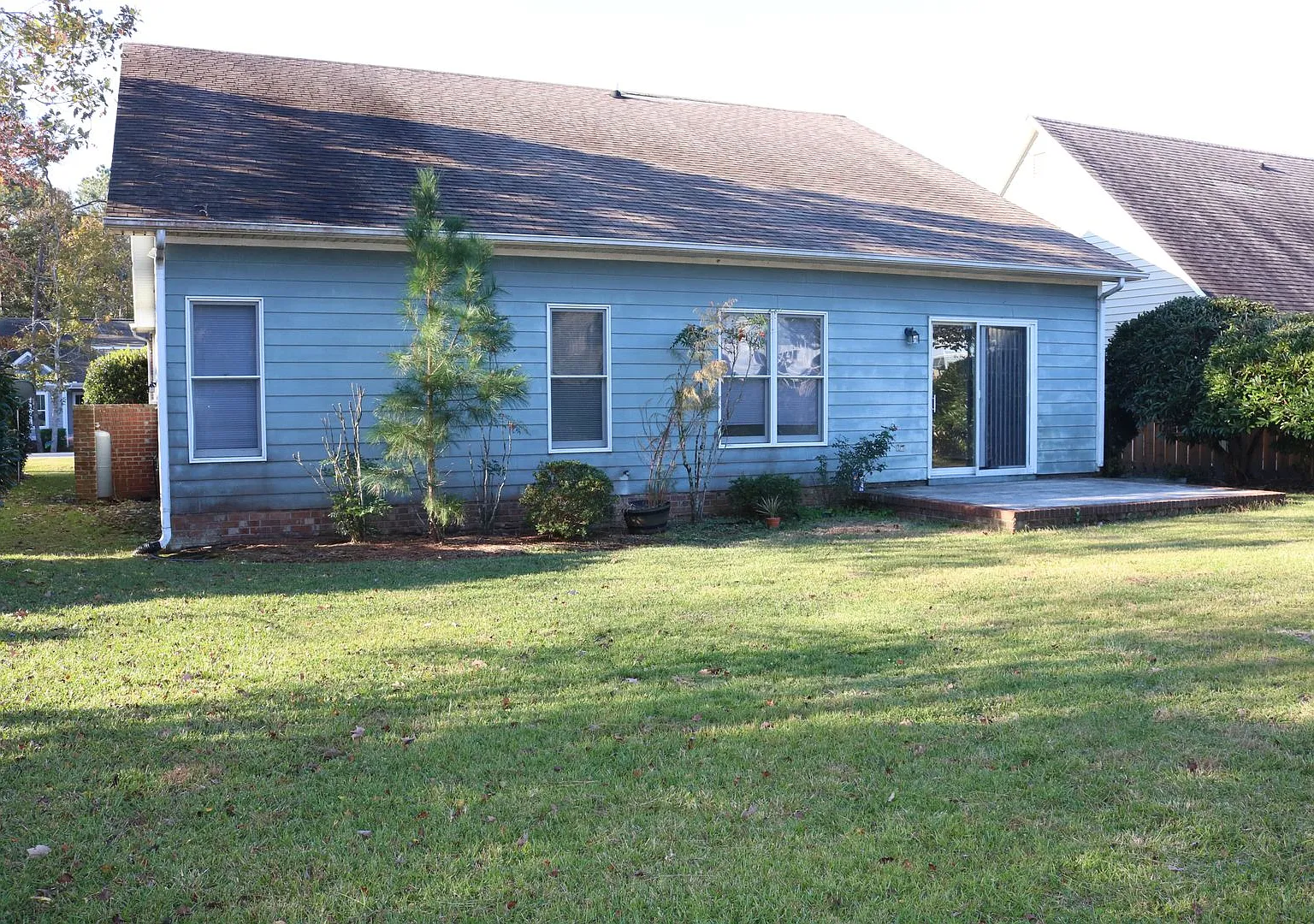 Long Term Rental in North Shore Country Club — Photo 4
