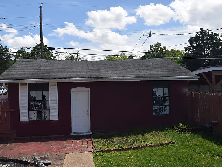 5200 Alaska Ave — Photo 33