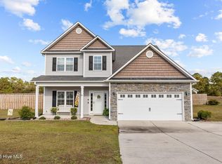 404 Inverness Dr, Hubert, NC 28539