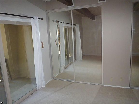 4th image of 837 Southwood Blvd Unit 14