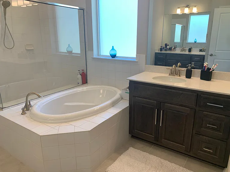 12504 Ayrshire Way — Photo 32