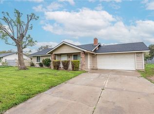 9543 Granite Hill Dr, Riverside, CA 92509