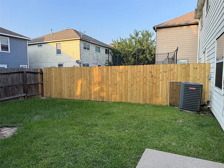 6410 Waldron Dr #A — Photo 18