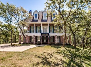 1221 Emerald Sound Blvd, Oak Pt, TX 75068