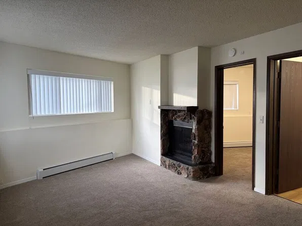 907 W 27th Ave #5, Anchorage, AK 99503
