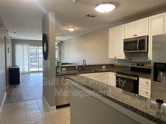 2nd image of 2124 N Tamiami Trl APT 102