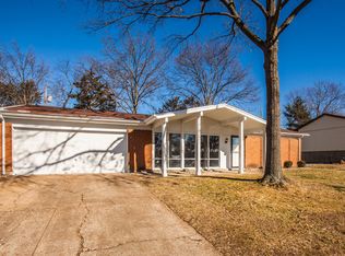 4939 Sherborne Dr, Saint Louis, MO
