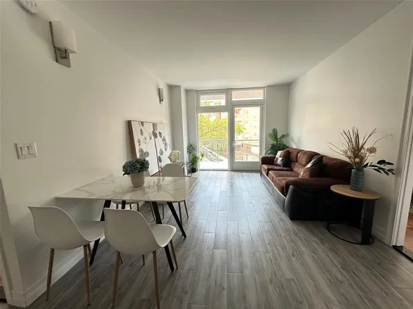 65-18 Austin Street image 4 of 8