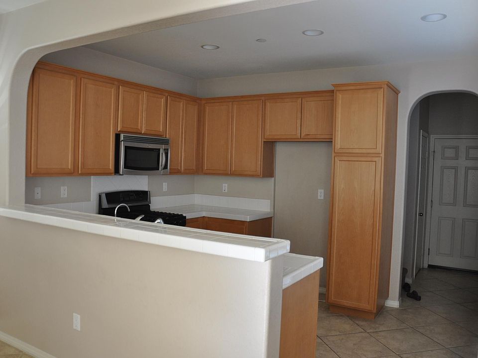 2nd image of 3111 Thames River Dr