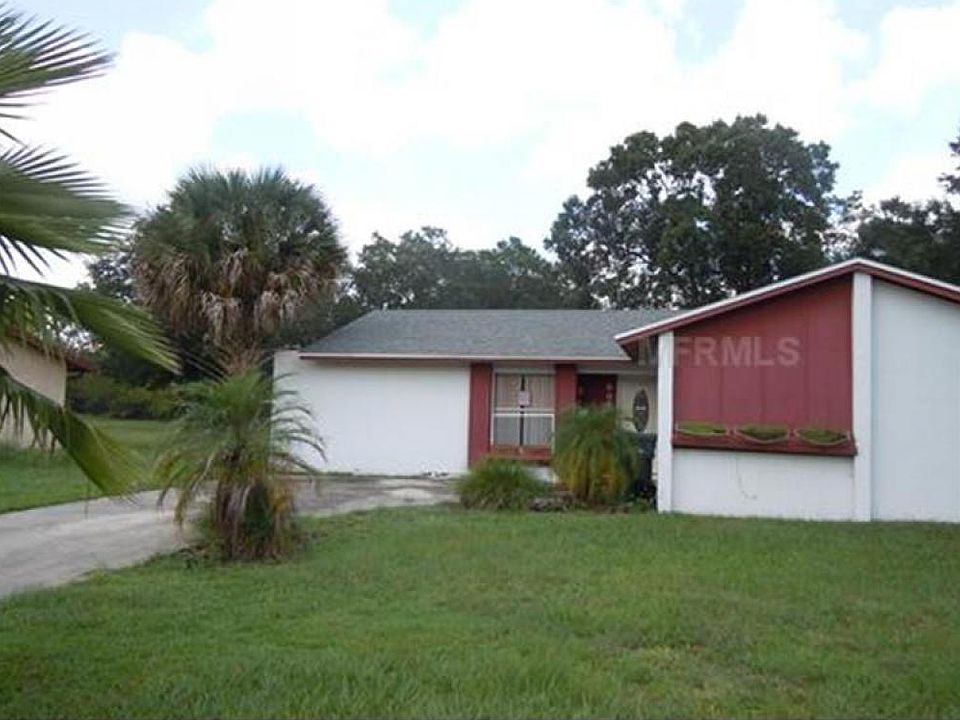 1st image of 605 Bogie Way
