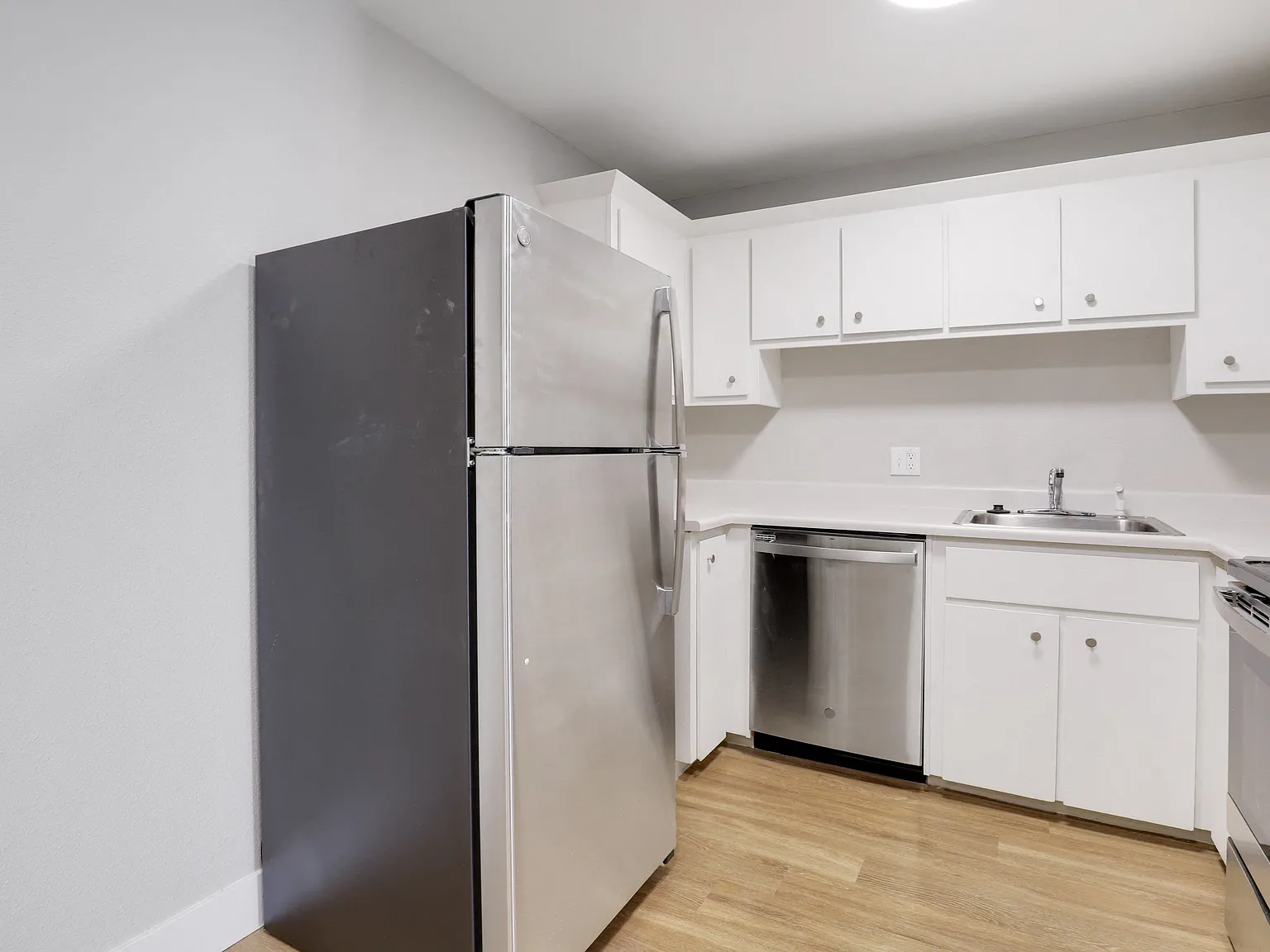 Garfield Park Apartments — Photo 4