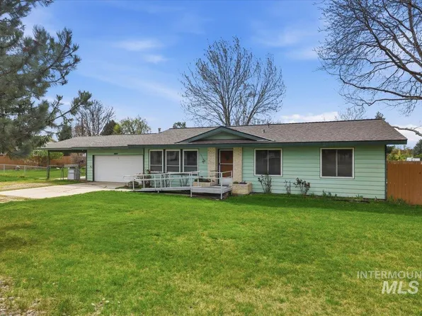 2807 Port St, Nampa, ID 83687