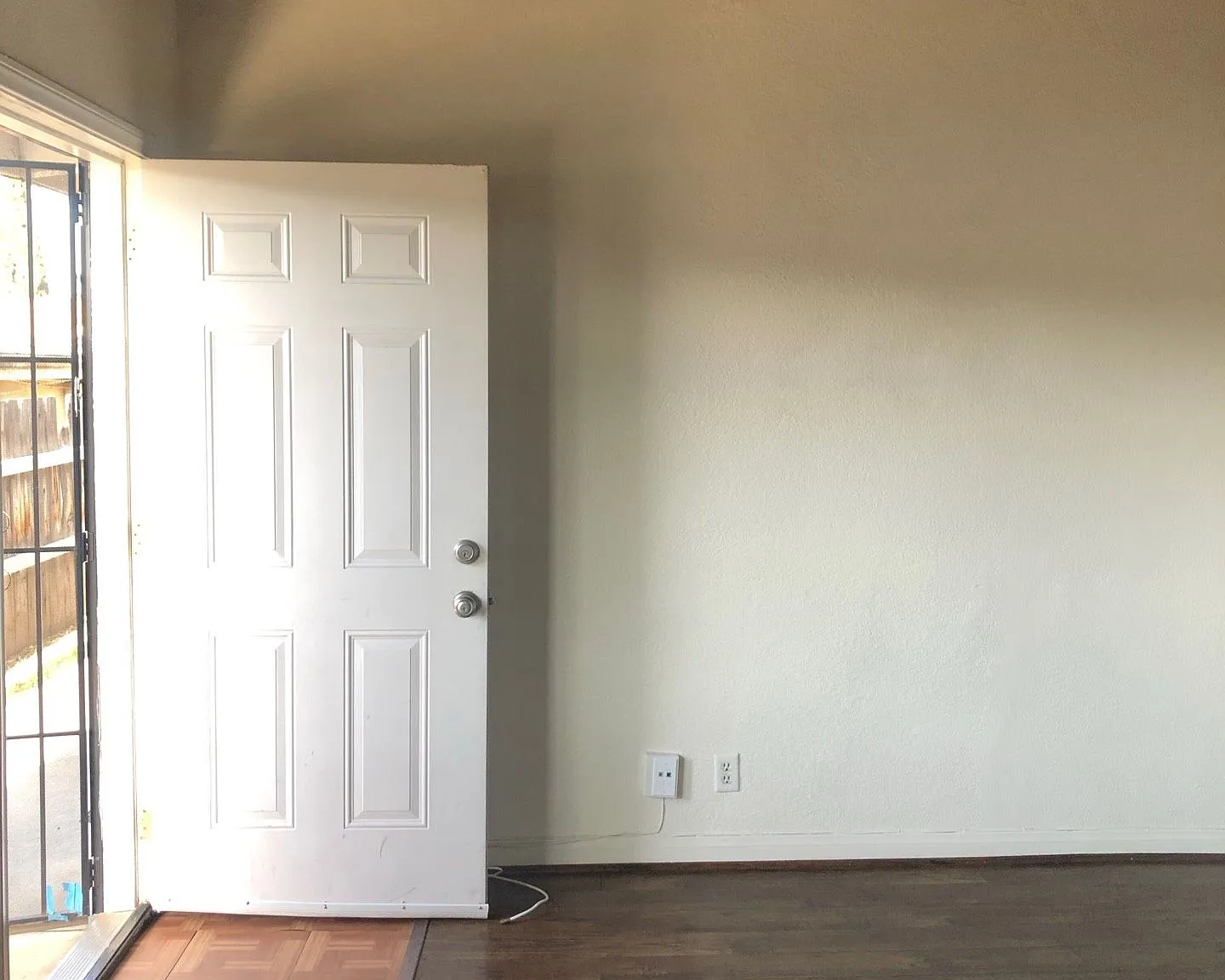 1 bed, 1.0 bath, 500 sqft, $1,500 — Photo 1