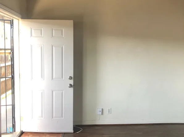 624 66th St, San Diego, CA 92114
