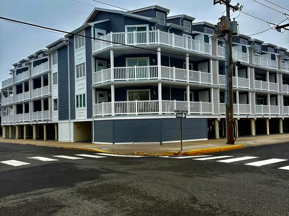 24 44th St #104, Sea Isle City, NJ 08243