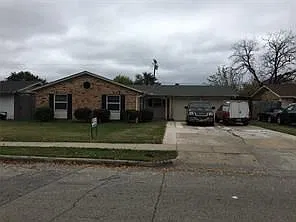 2426 Lasalle Dr